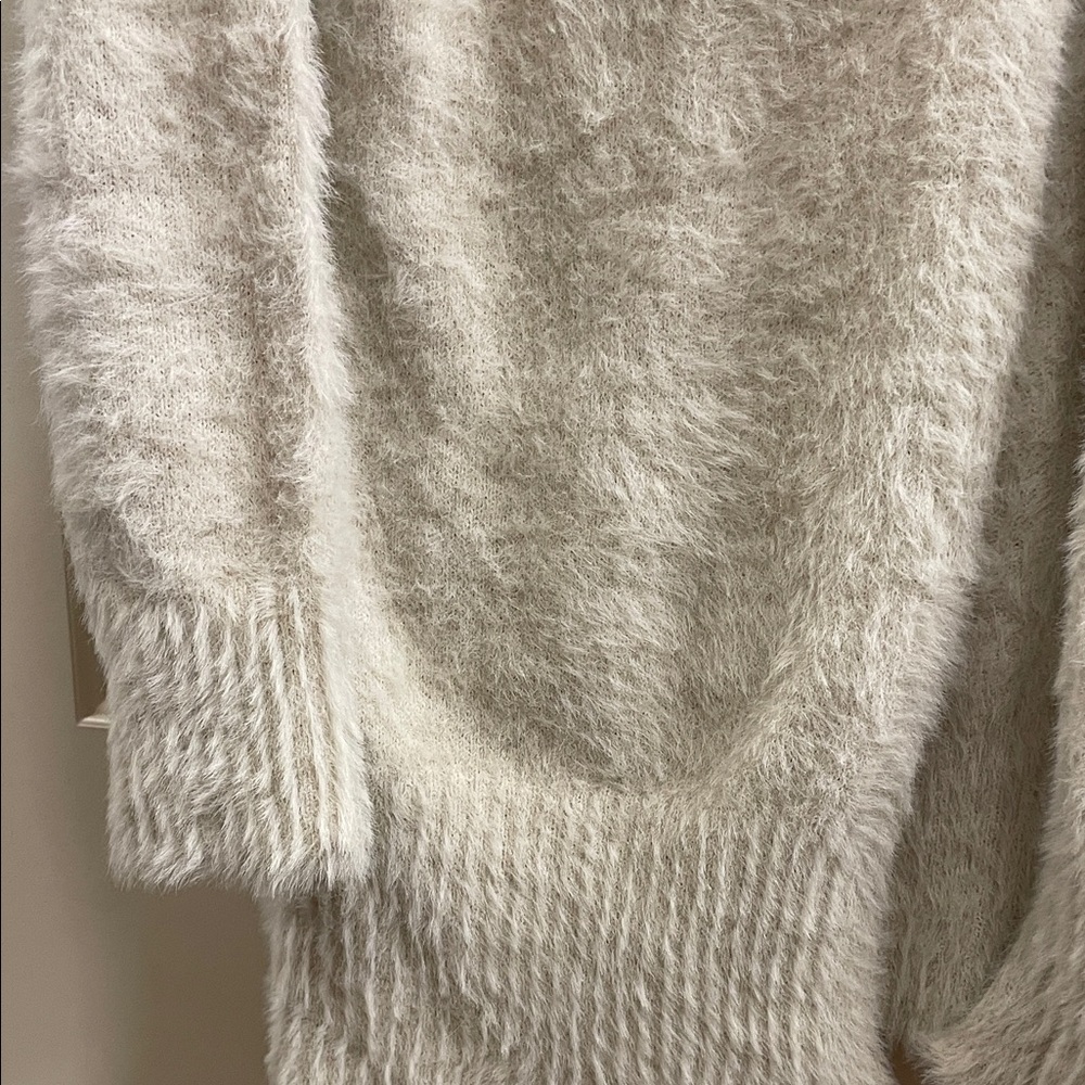 ALOHAS Soft Cream Cardigan Sweater - Picture 4 of 8